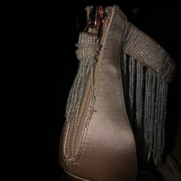 Stunning  Betsey Johnson heels - Picture 2 of 6